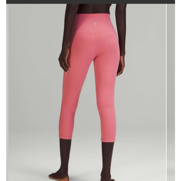 Lululemon Align High-Rise Crop 21", size 12
Dusty Pink color - Picture 5 of 6